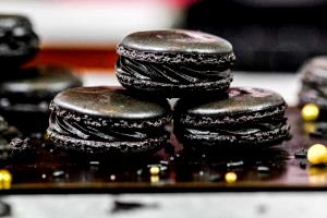 1 cookie (19 g) Dark Cacao Macaroons