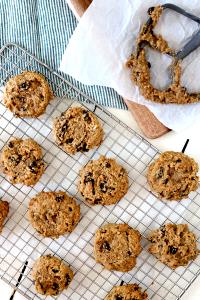 1 Cookie (2-5/8" Dia) Oatmeal Cookies (Without Raisins)