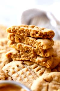 1 cookie (25 g) Peanut Butter Soft Cookies