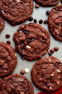 1 cookie (28 g) Triple Chocolate Chunk Cookies