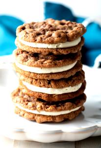 1 cookie (33 g) Oatmeal Cremes
