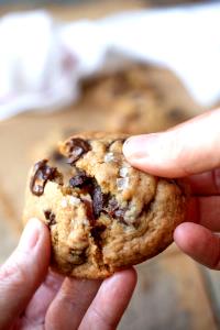 1 cookie (38 g) Sea Salt Caramel Chocolate Chunk Cookies