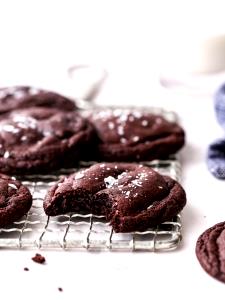 1 cookie (43 g) Chocolate Frosted Chocolate Cookies