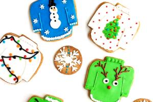 1 cookie (46 g) Holiday Ugly Sweater Cookies