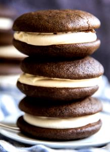 1 cookie (47 g) Marshmallow Filling Junior Chocolate Whoopie Pies