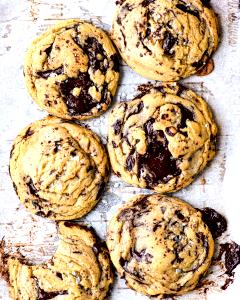 1 cookie (54 g) Chocolate Chunk Cookies