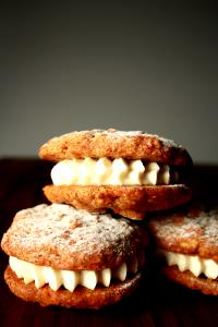1 cookie (71 g) Inside Out Carrot Cake Cookies