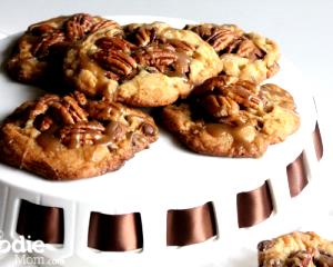 1 cookie Caramel Chocolate Pecan Cookie