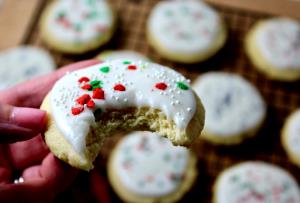 1 Cookie Iced Sugar Cookies