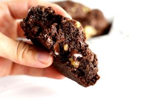 1 cookie Gluten Conscious Triple Chocolate Cookie with Walnuts