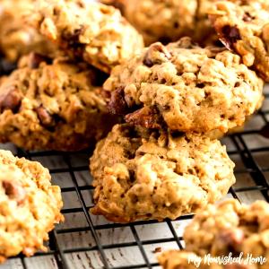 1 cookie Maple Oatmeal Cookie
