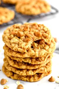 1 Cookie Oatmeal Scotchie Cookie