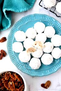 1 cookie Snow Puffs