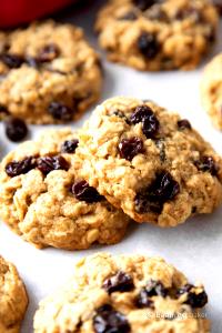 1 cookie Vegan Oatmeal Raisin Cookie