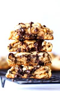 1 Cookie Walnut Chocolate Chip Cookie, Rtb