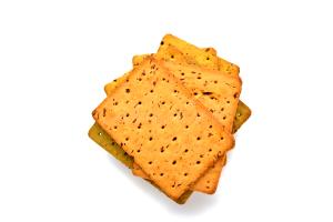 1 Cracker (1 Square Or 2 Rectangular Pieces) Corn Crackers