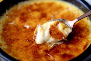 1 creme brulee (99 g) Creme Brulee