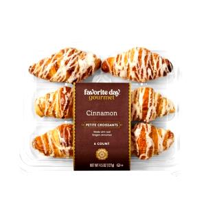 1 croissant (5 oz) Cinnamon Nut Croissant