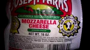 1 cube (1 oz) California Natural Part Skim Mozzarella Cheese