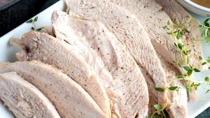 1 Cubic Inch Boneless, Skin Removed Smoked Light or Dark Turkey Meat (Skin Not Eaten)