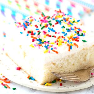 1 Cubic Inch White Cake Mix with Icing (Egg Whites and Water Added)