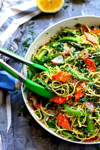 1 cup (100 g) Lemon Pesto Veggies with Pasta + Sauce