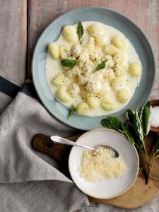 1 cup (100 g) Potato Parmesan Gnocchi