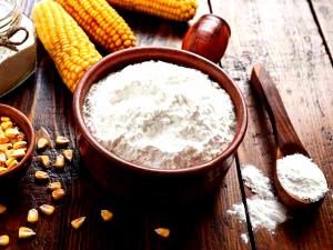1 Cup (117.0 G) Corn Flour, whole grain