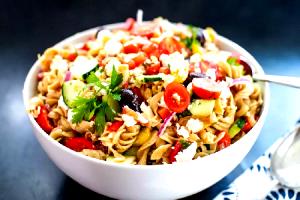 1 cup (143 g) Greek Pasta Salad