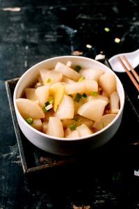 1 Cup (147.0 G) Oriental Radish, cooked