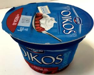 1 cup (150 g) Yogurt Griego Fresa