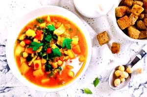 1 cup (163 g) Vegetarian Vegetable Pasta Soup (Cup)