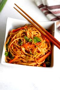 1 cup (167 g) Sesame Noodles