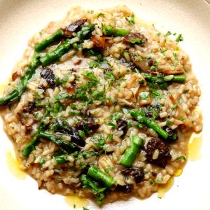 1 cup (170 g) Asparagus Risotto