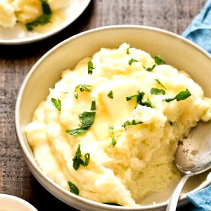 1 Cup (2 Servings) Mashed Potato made with Water (from Dry)