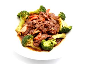 1 cup (202 g) Beef with Broccoli
