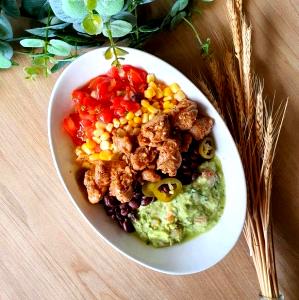 1 cup (204 g) Pollo Asado Burrito Bowl