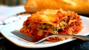 1 cup (220 g) Five Cheese Roasted Vegetable Lasagna