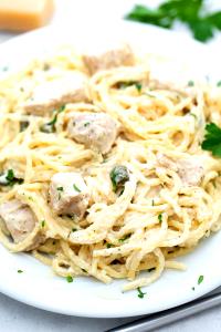 1 cup (227 g) Pasta Alfredo with White Chicken & Broccoli
