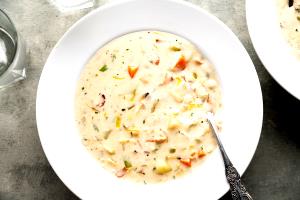 1 cup (235 g) Boston Clam Chowder