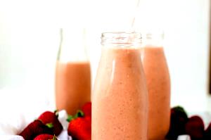 1 cup (240 ml) C Monster Strawberry C Vitamin C Fruit Blend Smoothie