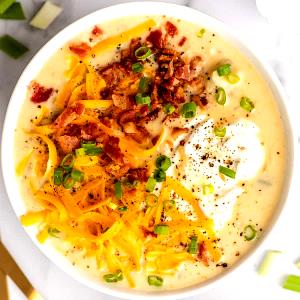 1 cup (240 ml) Cheesy Potato Soup with Uncured Bacon