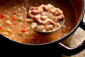 1 cup (240 ml) Select Harvest Savory White Bean with Roasted Ham Soup