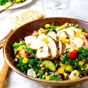 1 cup (245 g) Chicken, Kale & Sweet Potato Soup