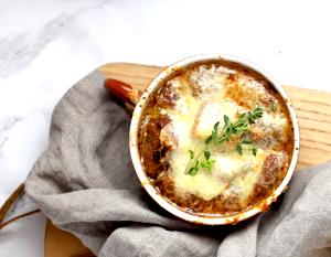 1 cup (245 g) French Onion Soup