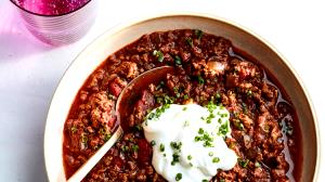 1 cup (245 g) Martha Stewart Beef Chili with Beans