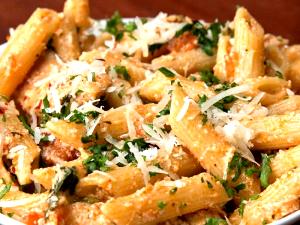 1 cup (245 g) Organic Chicken, Penne, & Kale Soup