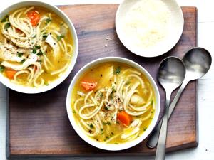 1 cup (245 g) Parmesan Chicken Noodle Soup
