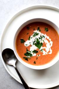 1 cup (245 g) Roman Tomato Cream Soup