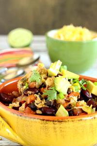 1 cup (245 g) Three Bean Chili with Chicken